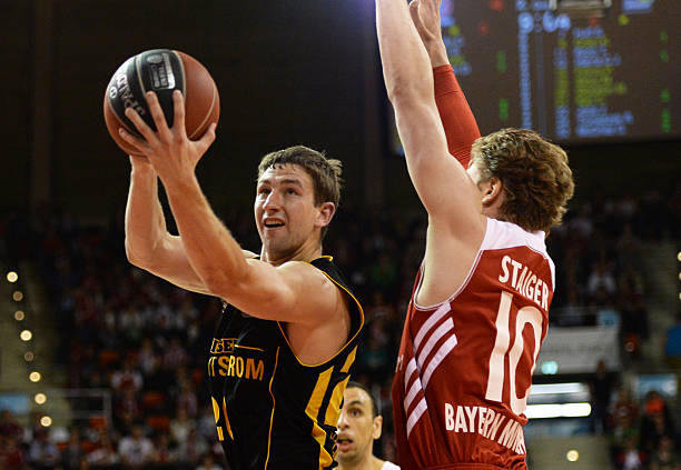 在距离终点 在距离终点