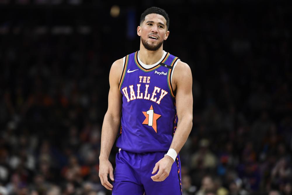 但他的表现 但他的表现