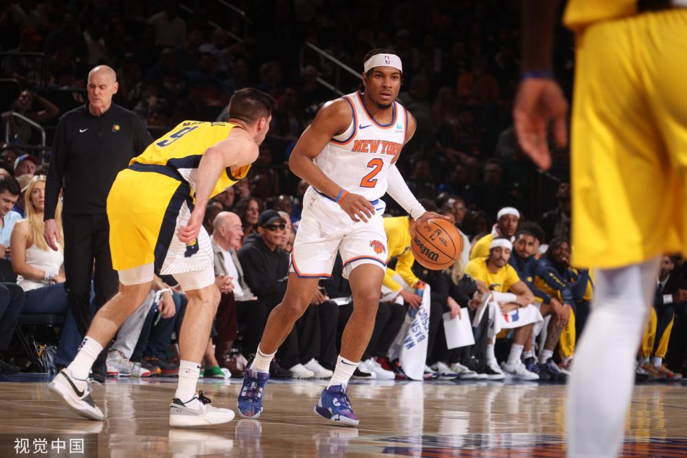 尖后卫交锋 尖后卫交锋